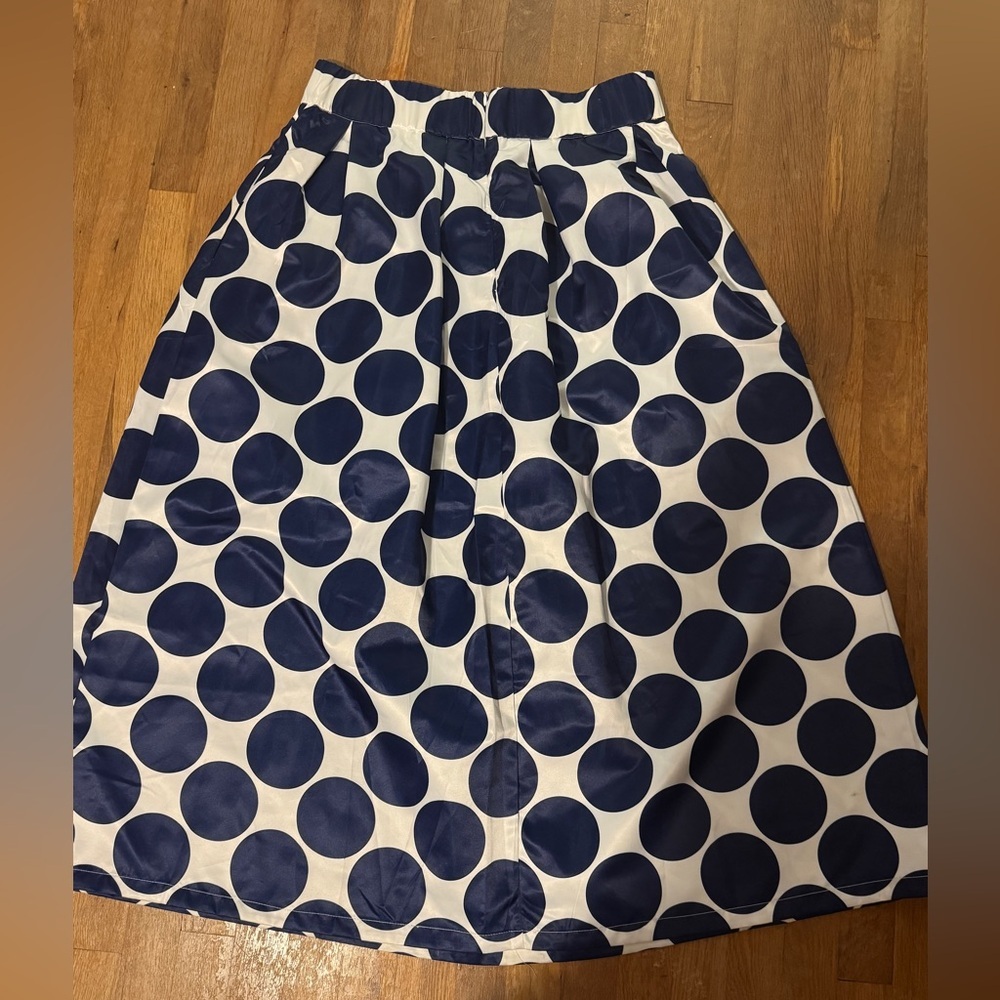 Navy and White Polka Dot A-Line Skirt - Picture 6 of 9